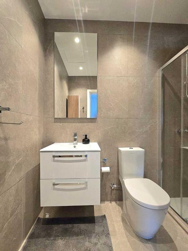3-bedroom apartment to rent: https://www.bazaraki.com/adv/5791519_3-bedroom-apartment-to-rent (www.bazaraki.com)