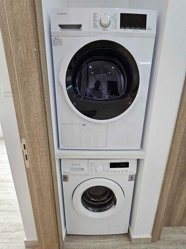 3-bedroom penthouse to rent: https://www.bazaraki.com/adv/5797134_3-bedroom-penthouse-to-rent (www.bazaraki.com)