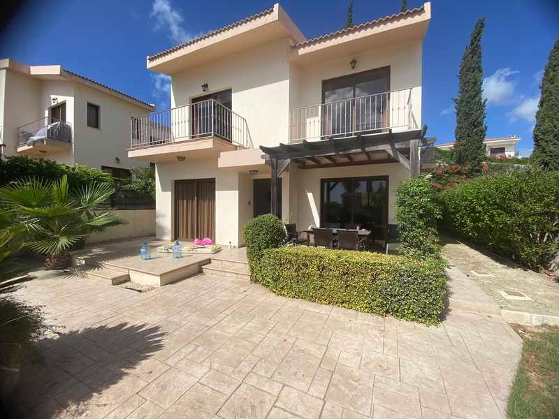  3-bedroom villa to rent: https://www.bazaraki.com/adv/5792553_3-bedroom-villa-to-rent (www.bazaraki.com)