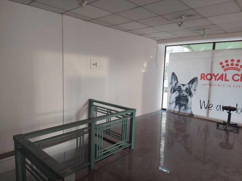 Shop in agia zoni, limassol: https://www.bazaraki.com/adv/5794033_shop-in-agia-zoni-limassol (www.bazaraki.com)