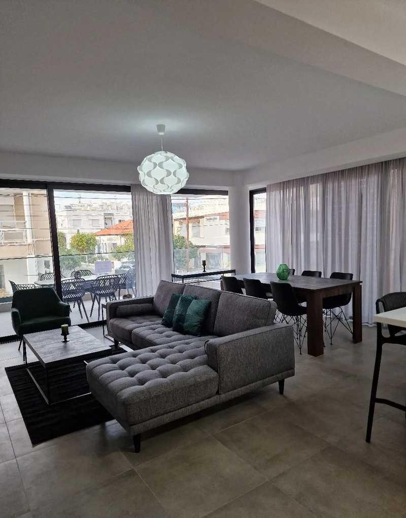 2-bedroom apartment to rent: https://www.bazaraki.com/adv/5791543_2-bedroom-apartment-to-rent (www.bazaraki.com)