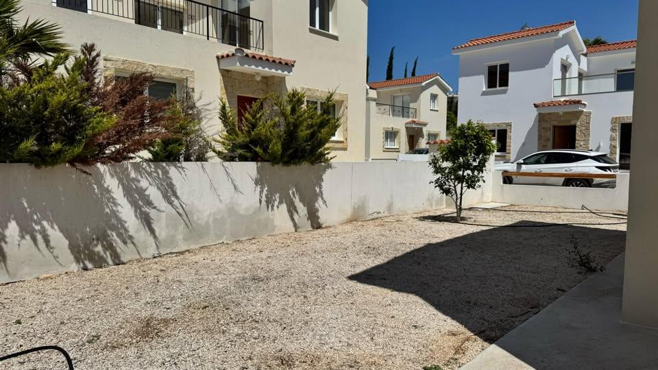 Villa new in Konia Paphos 3 bedrooms for rent: https://www.facebook.com/marketplace/item/709090668125171 (www.facebook.com)