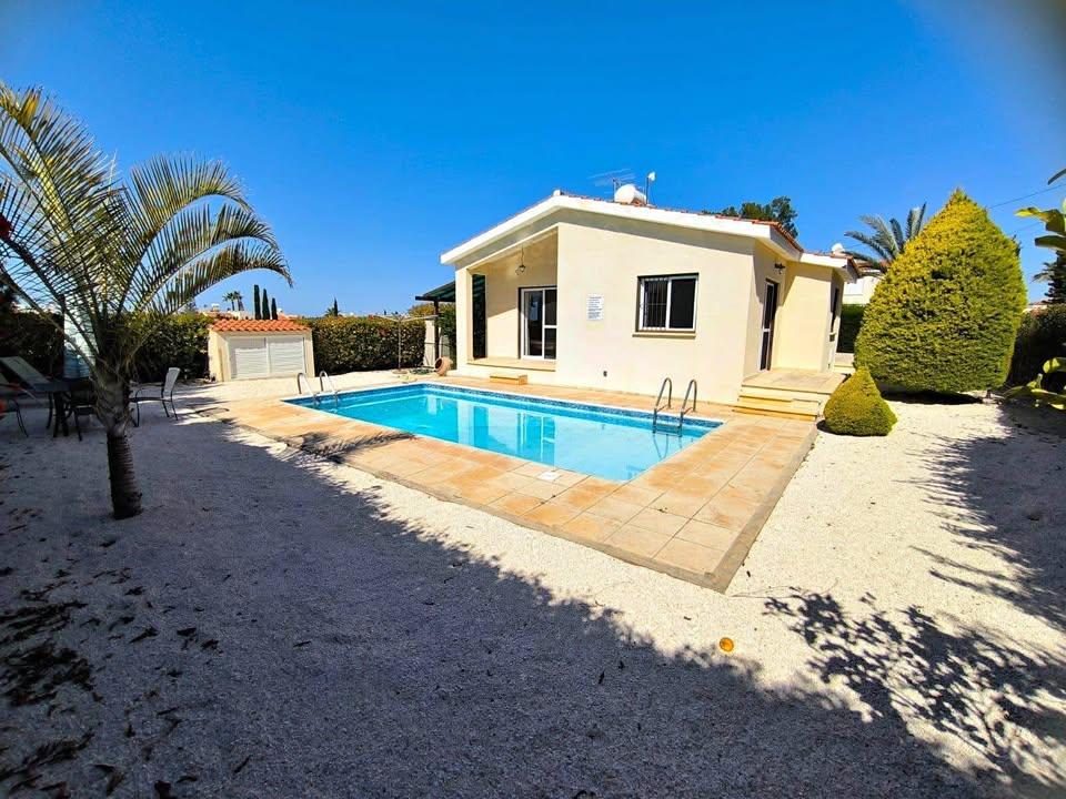 3 bedrooms beautiful house - coral bay: https://www.facebook.com/marketplace/item/1198438262082539 (www.facebook.com)