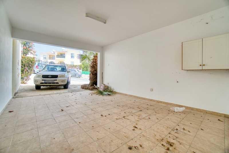 4-bedroom villa to rent: https://www.bazaraki.com/adv/5786421_4-bedroom-villa-to-rent (www.bazaraki.com)