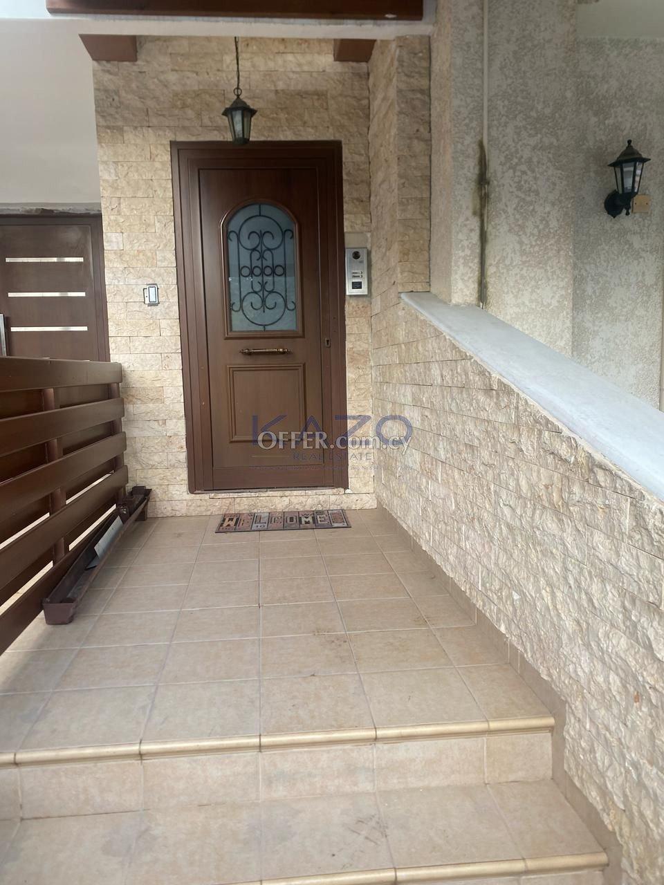 Modern Fully Furnished 3 Bedroom Apartment for Rent: https://www.offer.com.cy/en/modern-fully-furnished-3-bedroom-apartment-for-rent/21-816622/ (www.offer.com.cy)