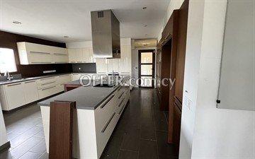 5 Bedroom House in Nisou, Nicosia: https://www.offer.com.cy/en/5-bedroom-house-in-nisou-nicosia/21-816557/ (www.offer.com.cy)