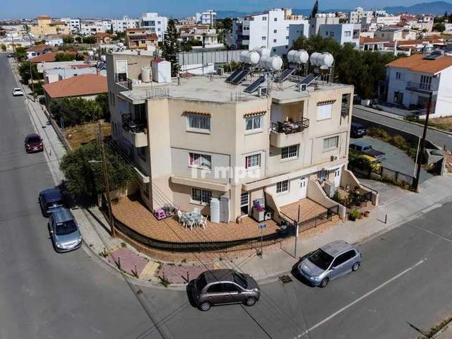 3-bedroom apartment for sale: https://www.bazaraki.com/adv/5797492_3-bedroom-apartment-for-sale (www.bazaraki.com)