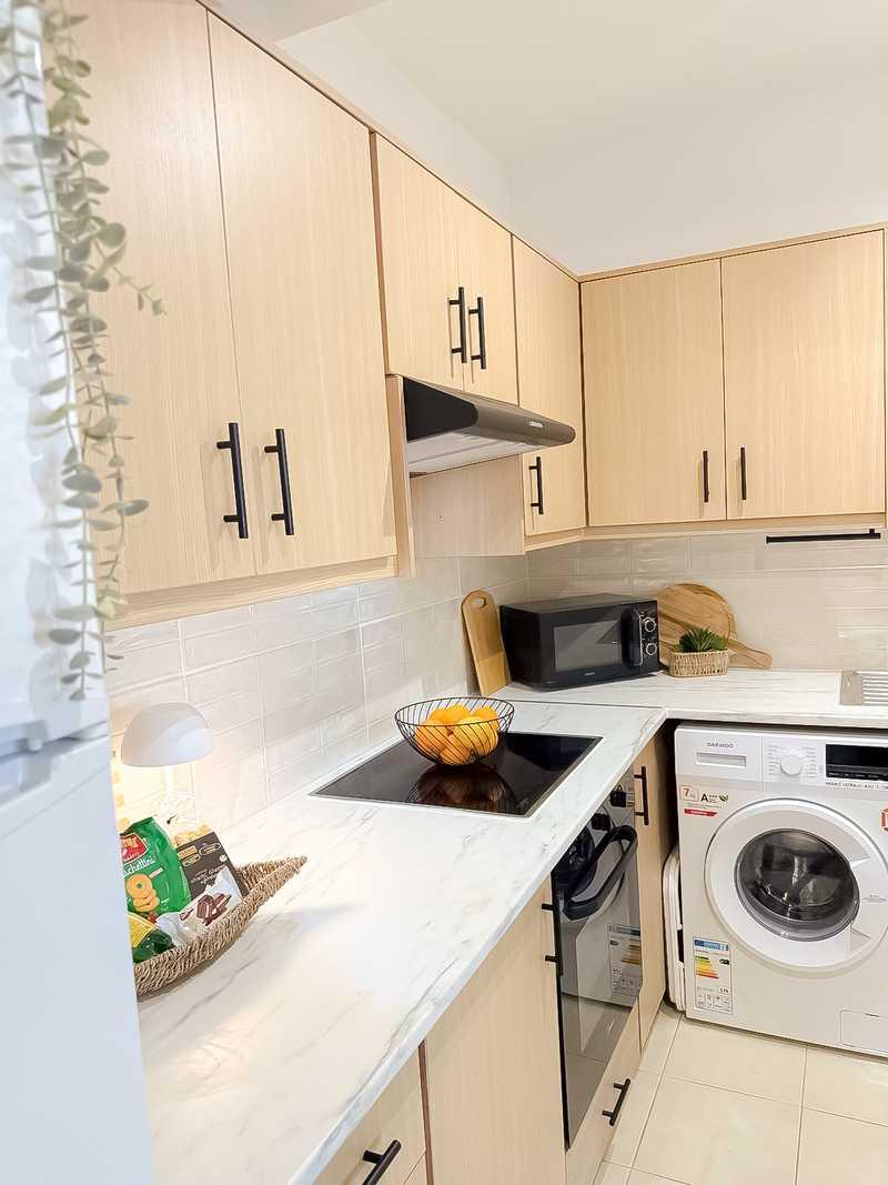 2 bdr flat w/ pool access: https://www.bazaraki.com/adv/5792556_2-bdr-flat-w-pool-access (www.bazaraki.com)