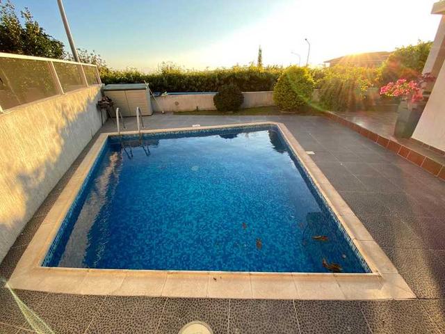 4-bedroom detached house for sale: https://www.bazaraki.com/adv/5795848_4-bedroom-detached-house-for-sale (www.bazaraki.com)