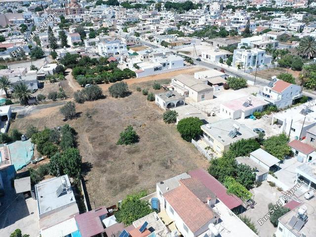 994 SQM Land for sale in Paralimni, Famagusta: https://www.buysellcyprus.com/property-for-sale/famagusta/paralimni/land-for-sale-paralimni-famagusta-1792703.html (www.buysellcyprus.com)
