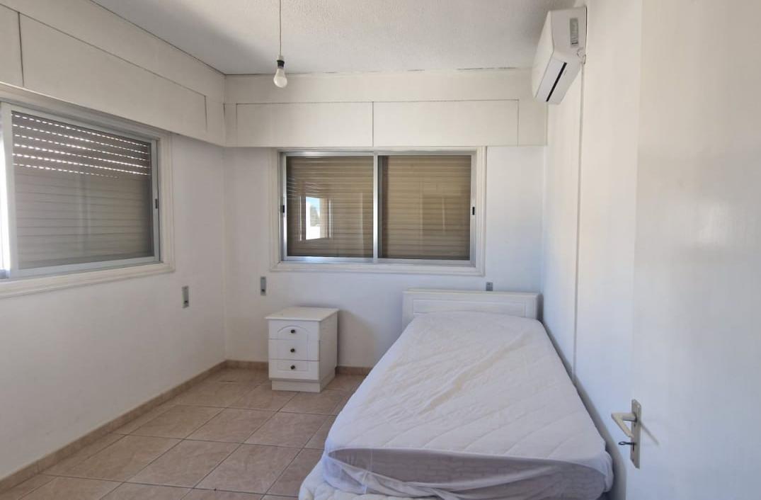 2-bedroom flat in Larnaca №152944: https://dom.com.cy/en/catalog/rent/152944/ (dom.com.cy)
