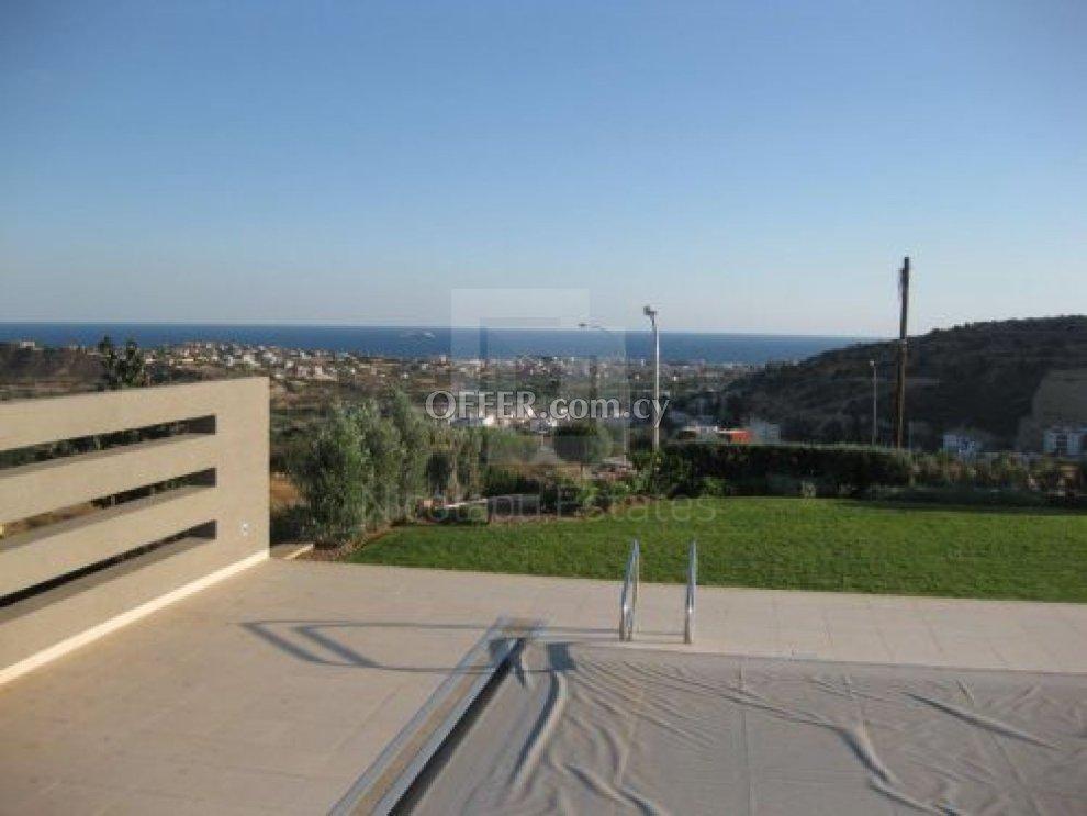 Luxury house for sale in Germasogeia area of Limassol: https://www.offer.com.cy/en/luxury-house-for-sale-in-germasogeia-area-of-limassol/21-767897/ (www.offer.com.cy)