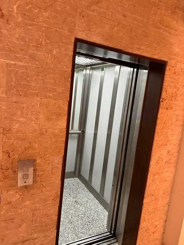 1-bedroom apartment to rent: https://www.bazaraki.com/adv/5793755_1-bedroom-apartment-to-rent (www.bazaraki.com)