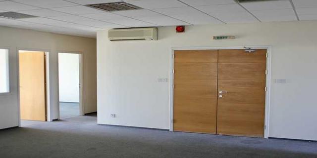 Γραφείο οροφογραφείο εμβ 400τμ αγλαντζιά λευκωσία: https://www.bazaraki.com/adv/5792539_grapheio-orophographeio-emb-400tm-aglantzia-leukosia (www.bazaraki.com)
