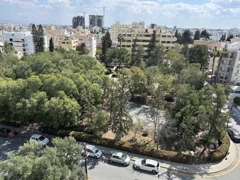 3-bedroom apartment for sale: https://www.bazaraki.com/adv/5792364_3-bedroom-apartment-for-sale (www.bazaraki.com)
