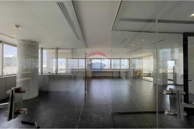196m2 modern office near the highway: https://www.bazaraki.com/adv/5796047_196m2-modern-office-near-the-highway (www.bazaraki.com)