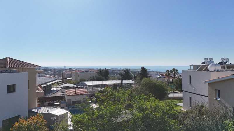 3-bedroom apartment for sale: https://www.bazaraki.com/adv/5783822_3-bedroom-apartment-for-sale (www.bazaraki.com)