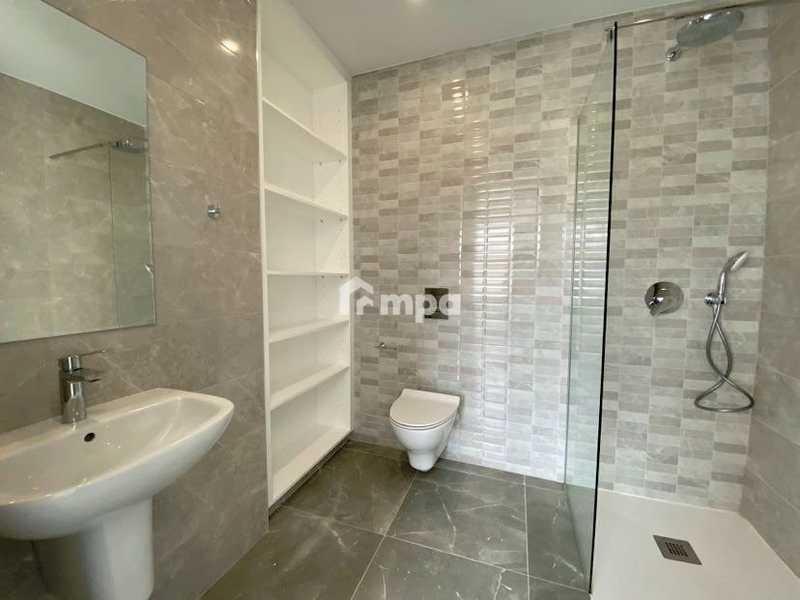 2-bedroom apartment to rent: https://www.bazaraki.com/adv/5797823_2-bedroom-apartment-to-rent (www.bazaraki.com)