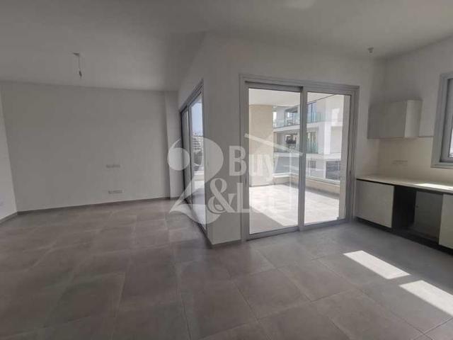 3-bedroom apartment for sale: https://www.bazaraki.com/adv/5791159_3-bedroom-apartment-for-sale (www.bazaraki.com)
