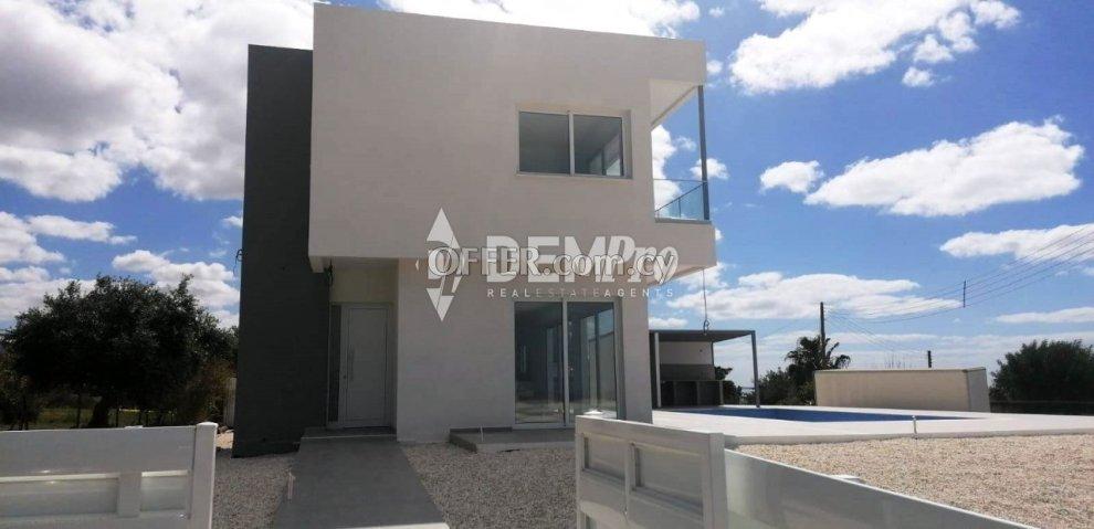 Villa For Sale in Peyia - Sea Caves, Paphos - DP4743: https://www.offer.com.cy/en/villa-for-sale-in-peyia-sea-caves-paphos-dp4743/21-813381/ (www.offer.com.cy)