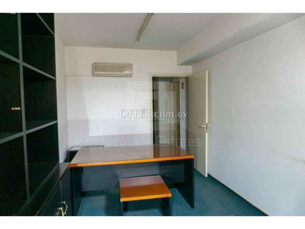 Office for sale in Agioi Omologites suitable for investment: https://www.offer.com.cy/en/office-for-sale-in-agioi-omologites-suitable-for-investment/21-693140/ (www.offer.com.cy)