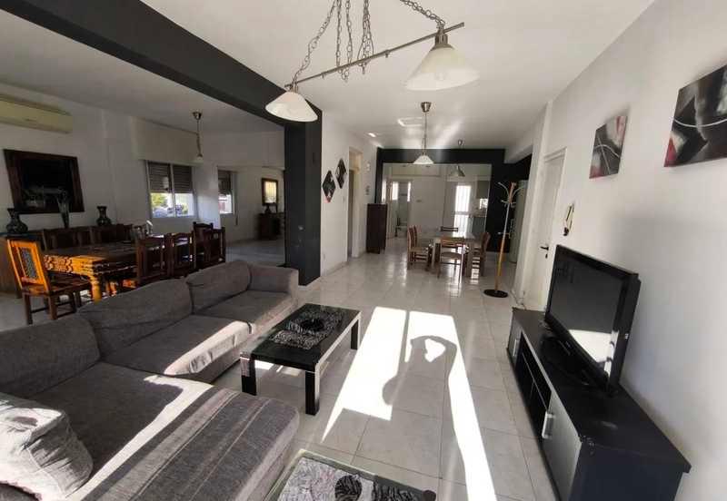 2-bedroom apartment to rent: https://www.bazaraki.com/adv/5796884_2-bedroom-apartment-to-rent (www.bazaraki.com)