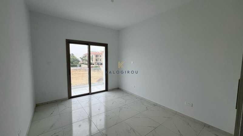 3-bedroom semi-detached for sale: https://www.bazaraki.com/adv/5764813_3-bedroom-semi-detached-for-sale (www.bazaraki.com)
