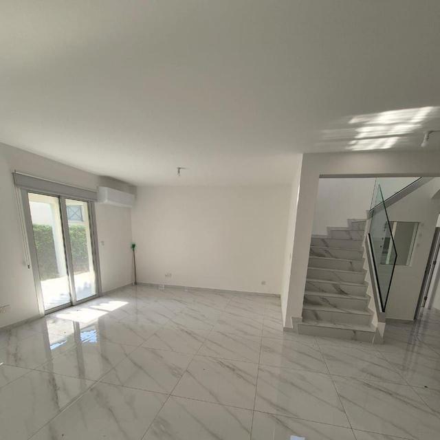 3-bedroom house in Limassol №152007: https://dom.com.cy/en/catalog/rent/152007/ (dom.com.cy)