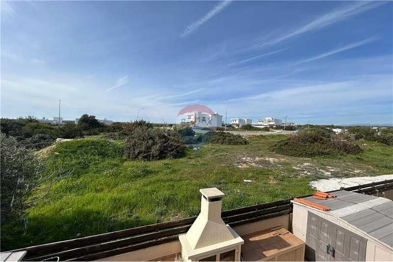 4-bedroom detached house for sale: https://www.bazaraki.com/adv/5797865_4-bedroom-detached-house-for-sale (www.bazaraki.com)