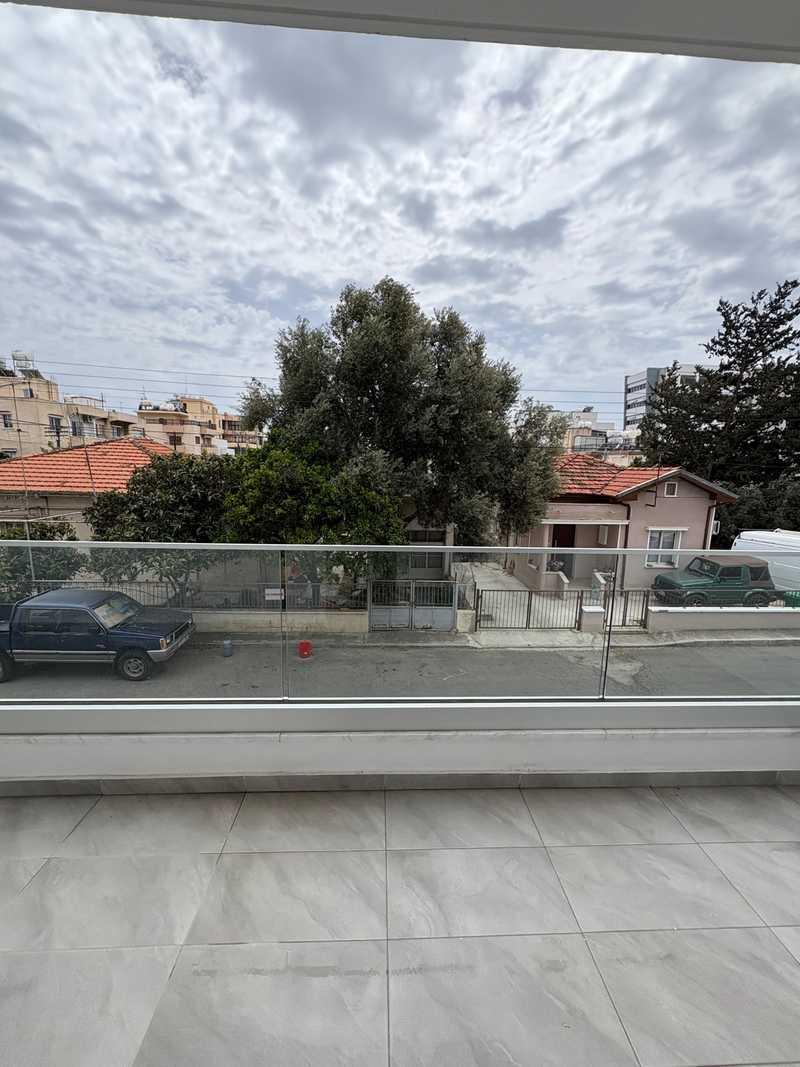2-bedroom apartment to rent: https://www.bazaraki.com/adv/5786307_2-bedroom-apartment-to-rent (www.bazaraki.com)