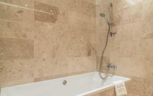 3-bedroom apartment to rent: https://www.bazaraki.com/adv/5793617_3-bedroom-apartment-to-rent (www.bazaraki.com)