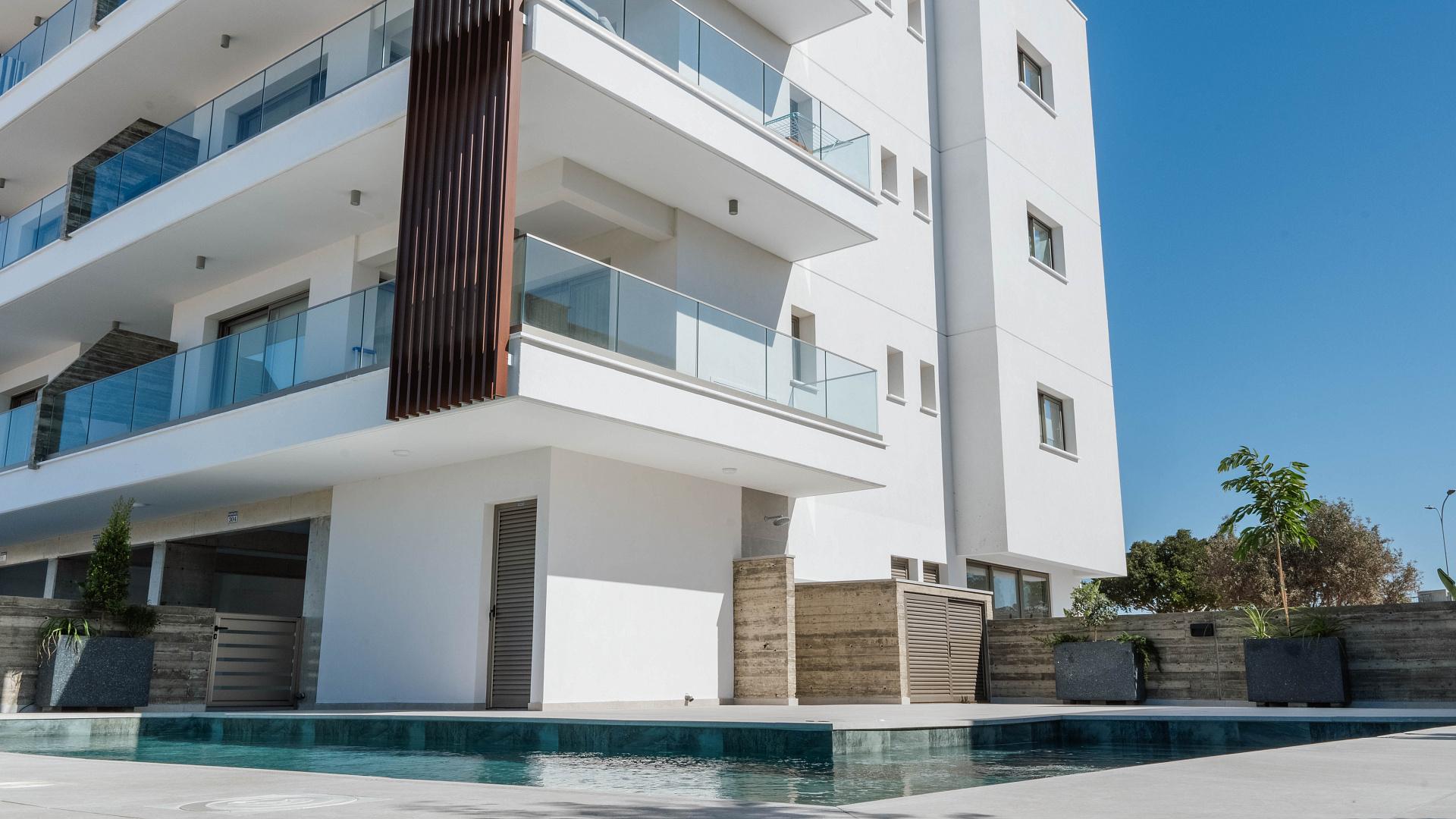 New 2-bedroom penthouse in Paphos № 153689: https://dom.com.cy/en/catalog/sale/153689/ (dom.com.cy)