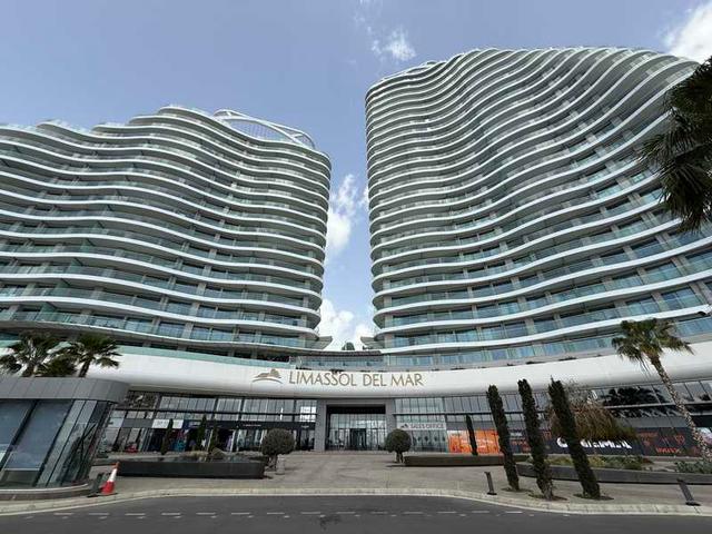 3-bedroom apartment to rent: https://www.bazaraki.com/adv/5739088_3-bedroom-apartment-to-rent (www.bazaraki.com)
