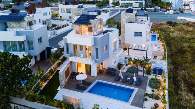 New 4-bedroom villa in Famagusta № 152569: https://dom.com.cy/en/catalog/sale/152569/ (dom.com.cy)