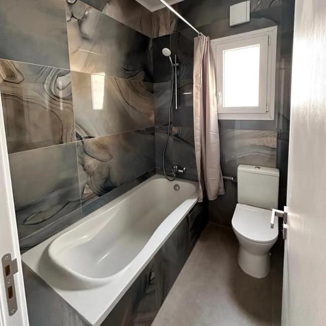 3-bedroom flat in Limassol №152903: https://dom.com.cy/en/catalog/rent/152903/ (dom.com.cy)