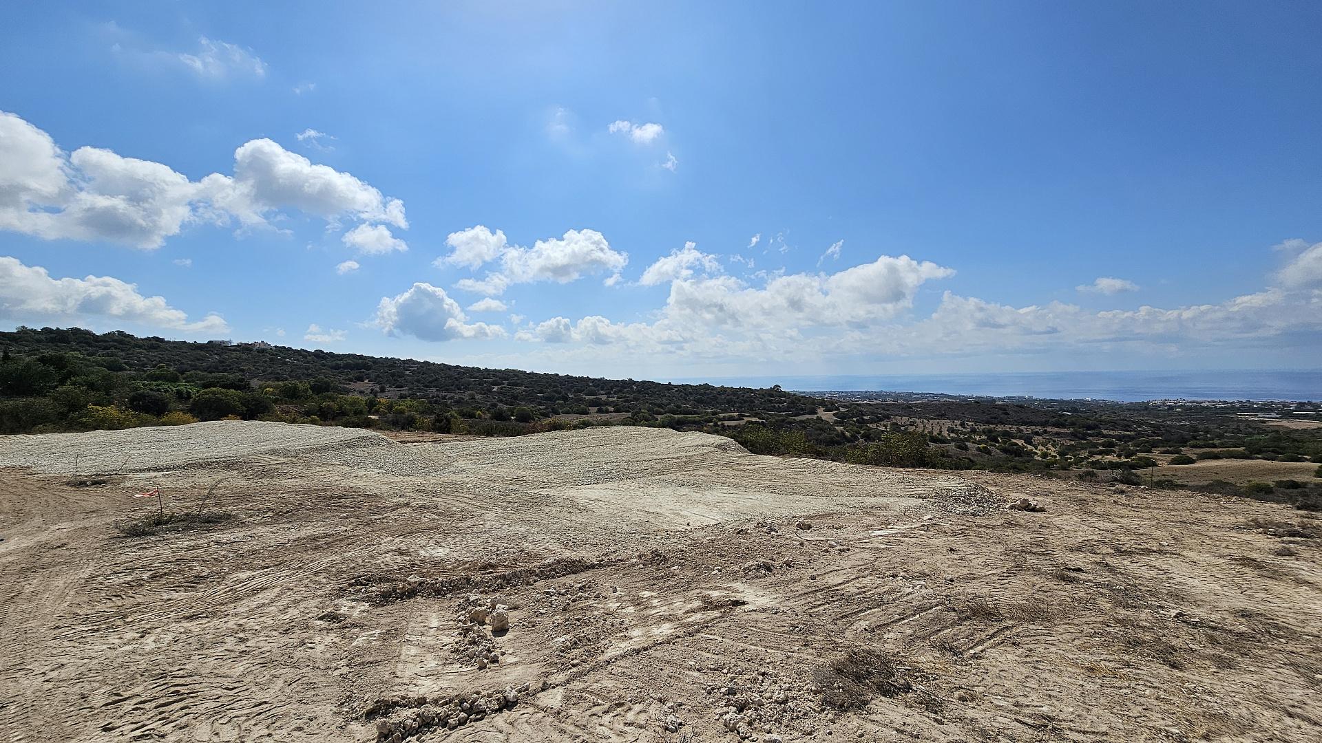 New 3-bedroom villa in Paphos № 153084: https://dom.com.cy/en/catalog/sale/153084/ (dom.com.cy)