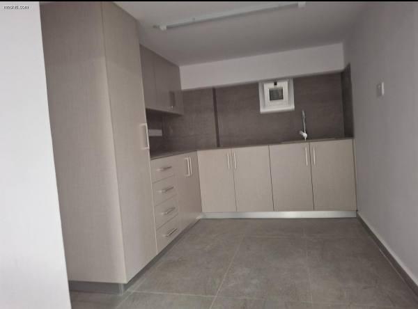Office for rent fully renovated in 2025: https://www.facebook.com/marketplace/item/1278470384284495 (www.facebook.com)