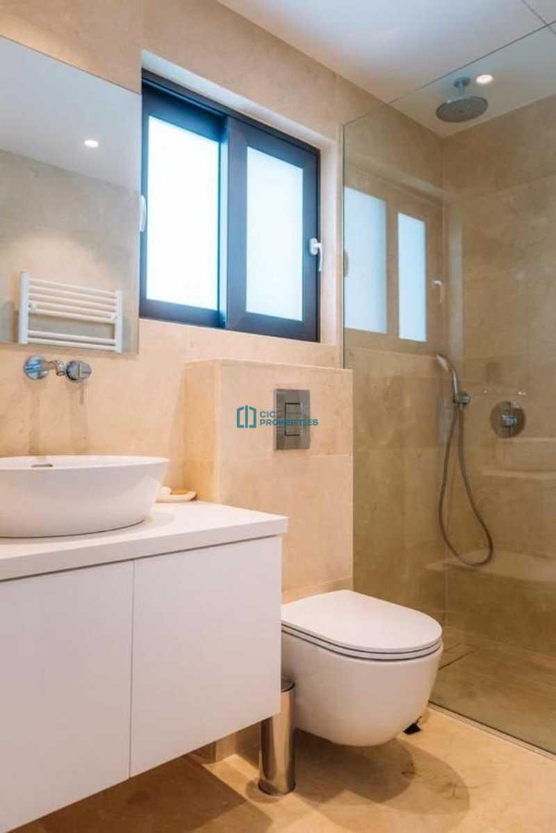 4-bedroom villa for sale: https://www.bazaraki.com/adv/5790827_4-bedroom-villa-for-sale (www.bazaraki.com)