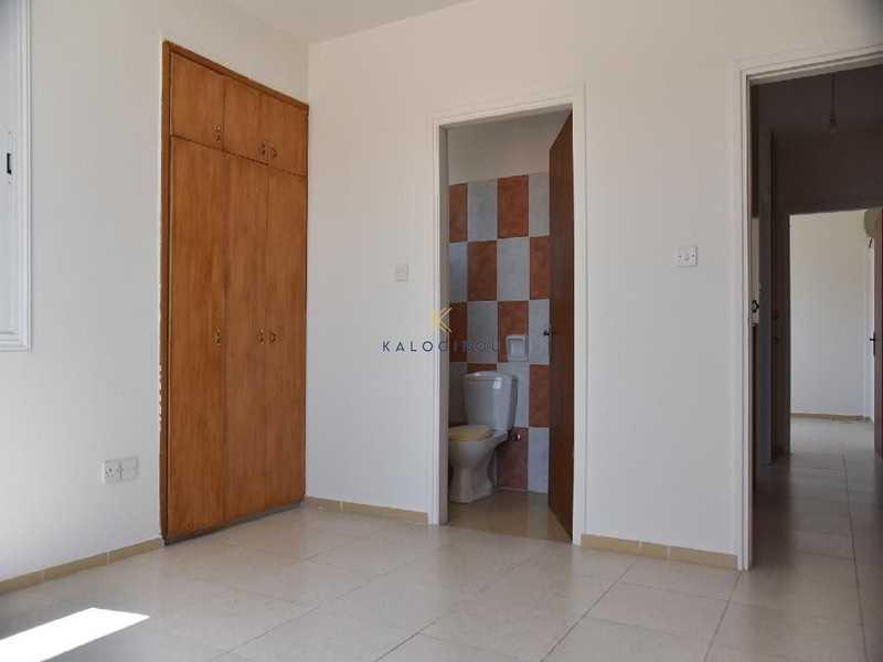 3-bedroom apartment for sale: https://www.bazaraki.com/adv/5787044_3-bedroom-apartment-for-sale (www.bazaraki.com)