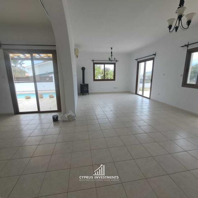 3-bedroom detached house to rent: https://www.bazaraki.com/adv/5787850_3-bedroom-detached-house-to-rent (www.bazaraki.com)