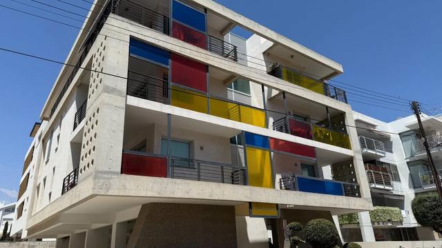 1 Bed 1 Bath Apartment/condo: https://www.facebook.com/marketplace/item/1283044656841829 (www.facebook.com)