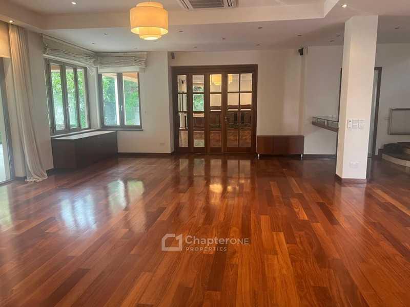5-bedroom villa to rent: https://www.bazaraki.com/adv/5797692_5-bedroom-villa-to-rent (www.bazaraki.com)