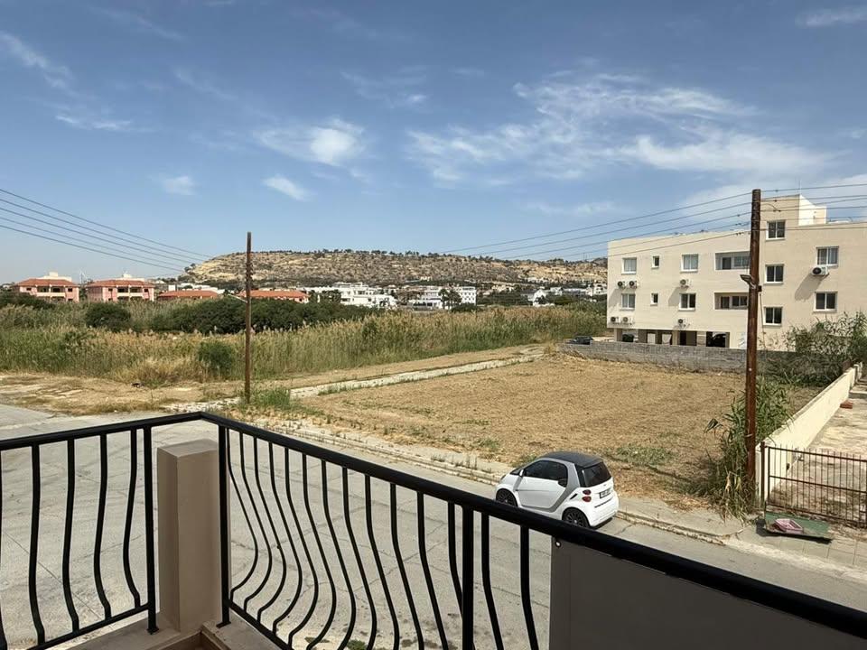 2 beds 1 bath Flat/apartment: https://www.facebook.com/marketplace/item/593239993149535 (www.facebook.com)