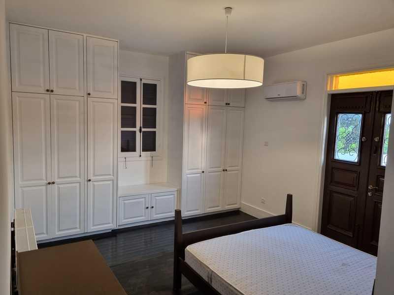 5-bedroom villa to rent: https://www.bazaraki.com/adv/5759486_5-bedroom-villa-to-rent (www.bazaraki.com)