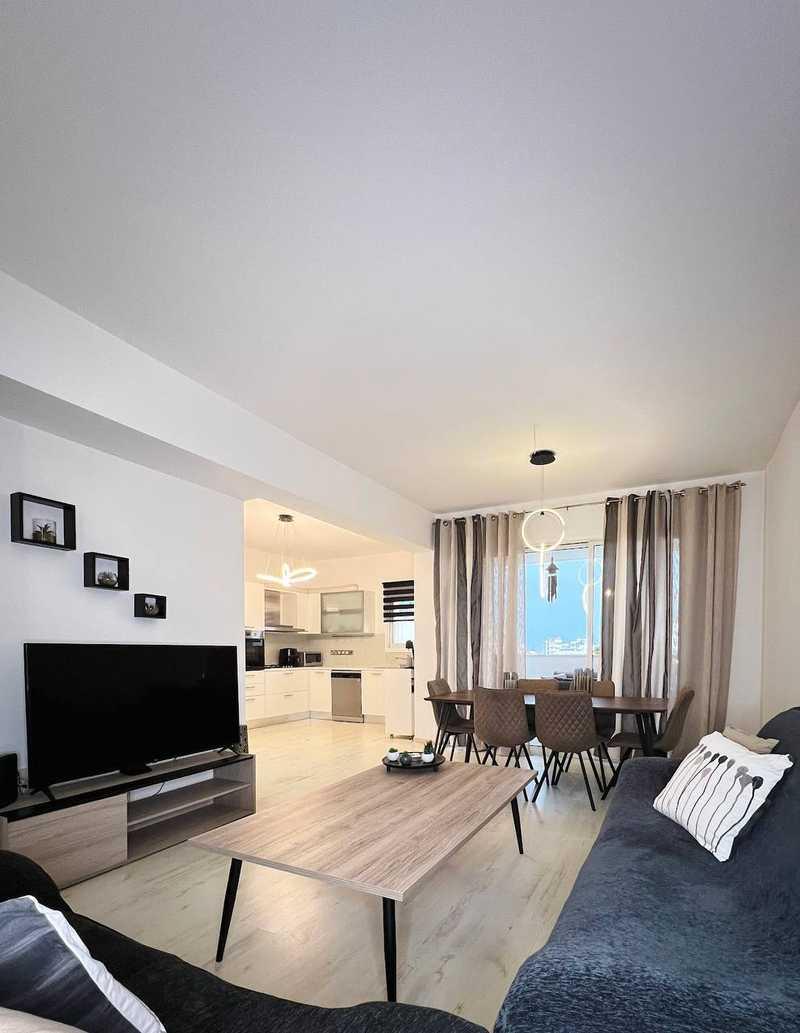 3-bedroom apartment to rent: https://www.bazaraki.com/adv/5794453_3-bedroom-apartment-to-rent (www.bazaraki.com)