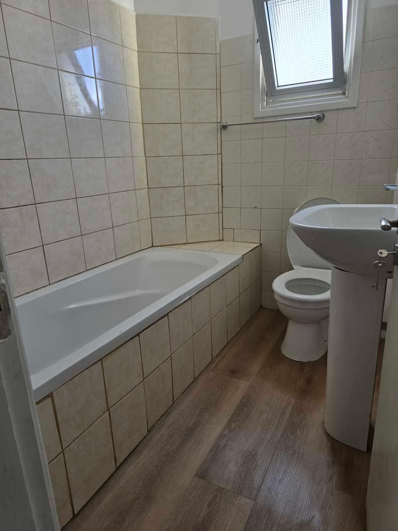 3-bedroom apartment to rent: https://www.bazaraki.com/adv/5791515_3-bedroom-apartment-to-rent (www.bazaraki.com)