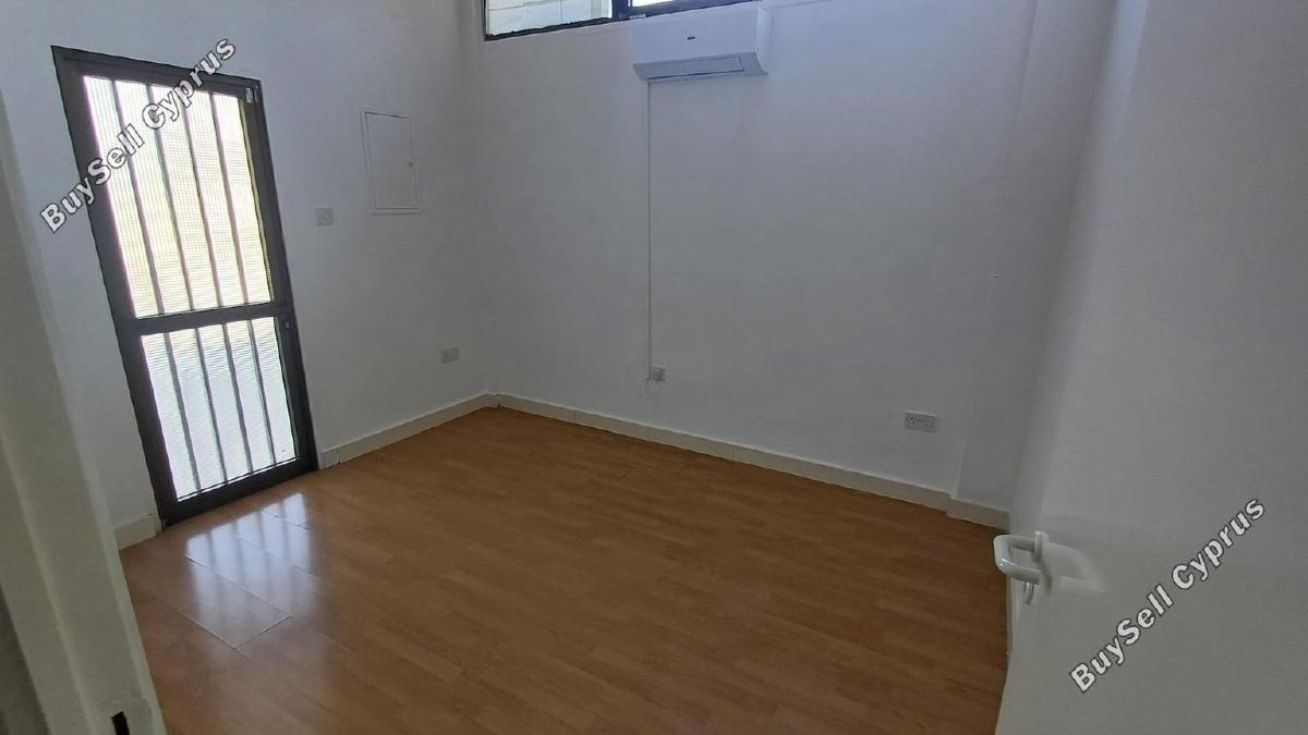 Shop to rent in Platy Aglantzias, Nicosia: https://www.buysellcyprus.com/property-for-rent/nicosia/platy-aglantzias/shop-to-rent-platy-aglantzias-nicosia-1796706.html (www.buysellcyprus.com)