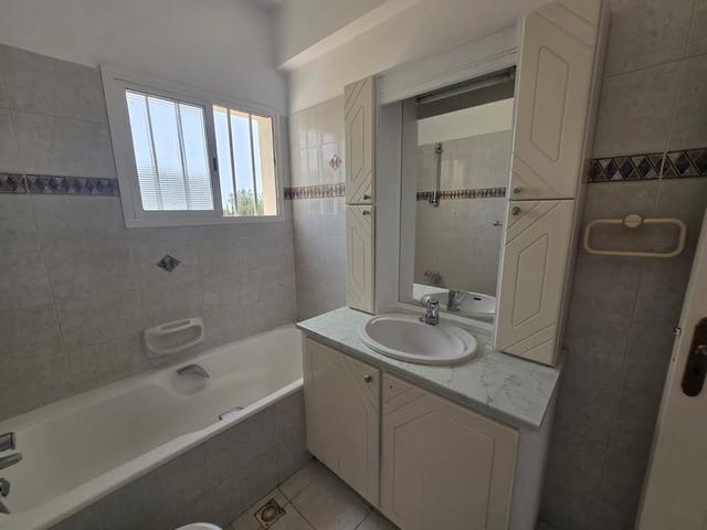 3 Beds 2 Baths House: https://www.facebook.com/marketplace/item/622762424144560 (www.facebook.com)