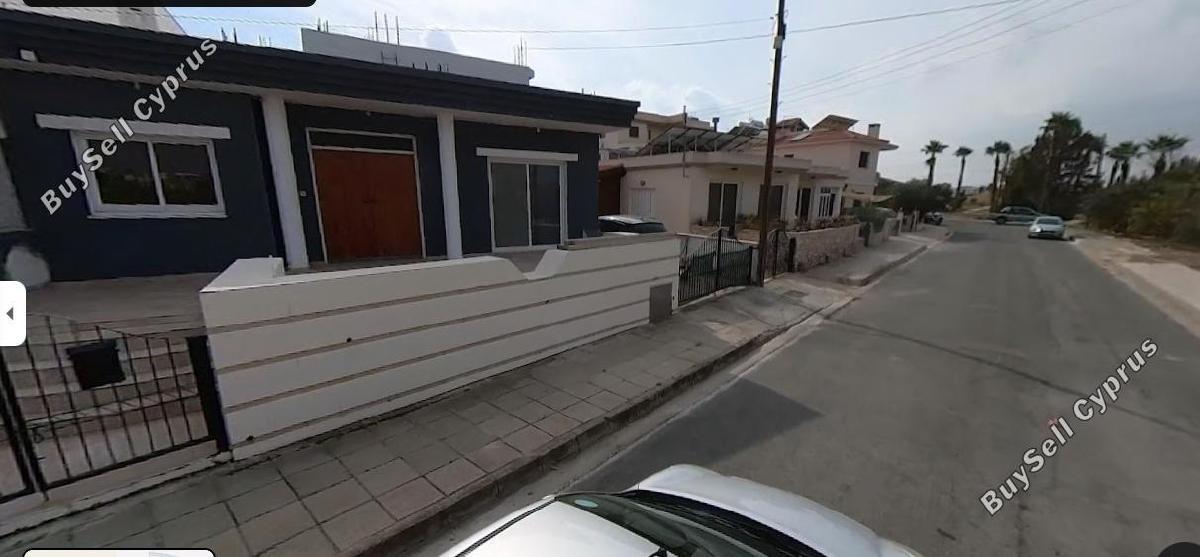 3 Bedroom Bungalow for sale in Aradippou, Larnaca: https://www.buysellcyprus.com/property-for-sale/larnaca/aradippou/3-bed-bungalow-for-sale-aradippou-larnaca-1795394.html (www.buysellcyprus.com)
