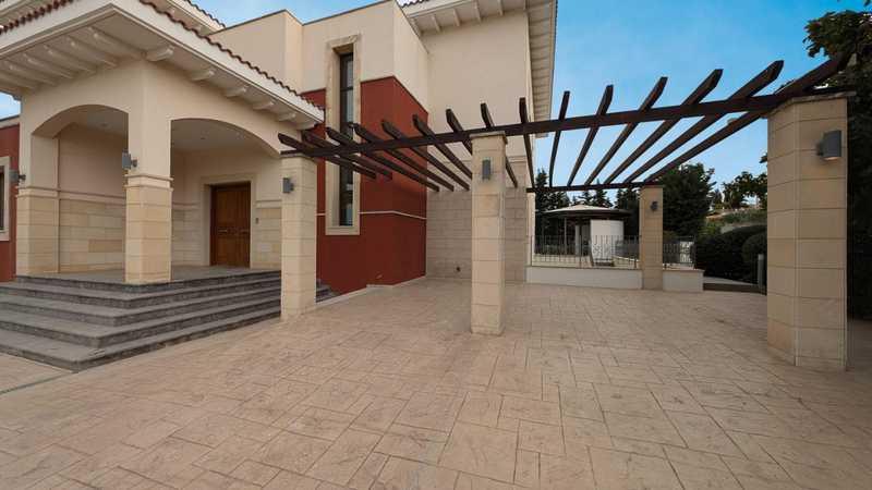5-bedroom detached house for sale: https://www.bazaraki.com/adv/5798584_5-bedroom-detached-house-for-sale (www.bazaraki.com)